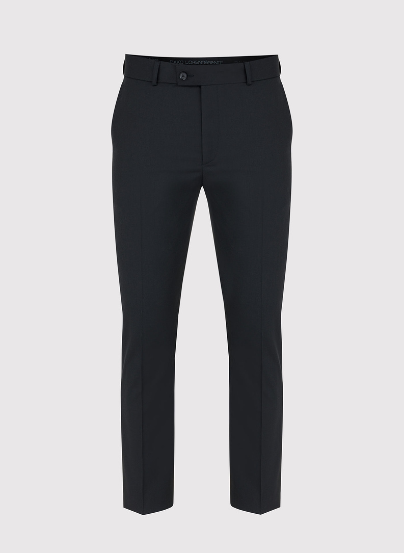 Klasyczny czarny gładki garnitur