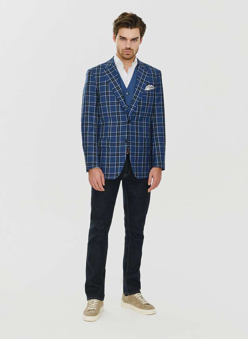 Granatowa marynarka w kratę