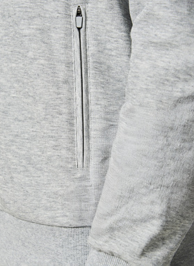 Szary dres męski z szortami