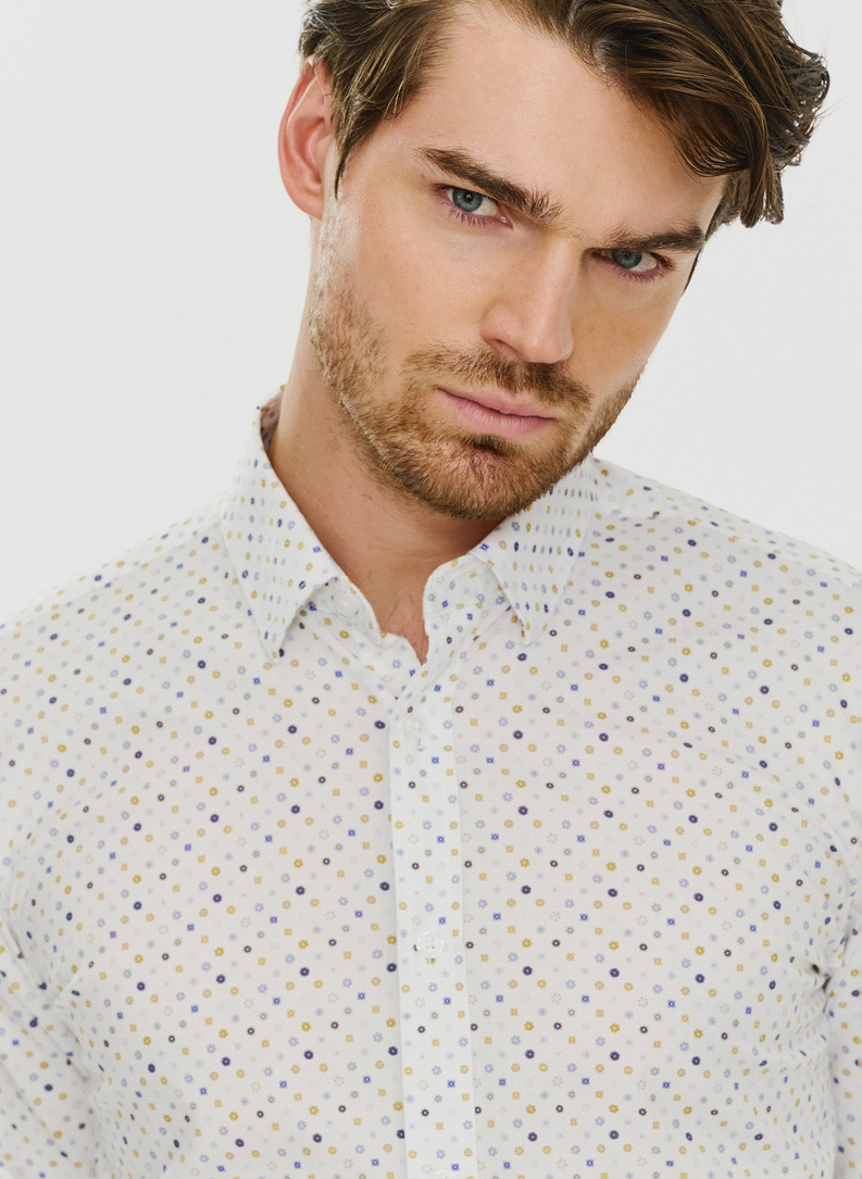 Męska koszula w mikrowzór 