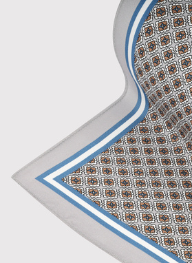 Szary zestaw w mikrowzór