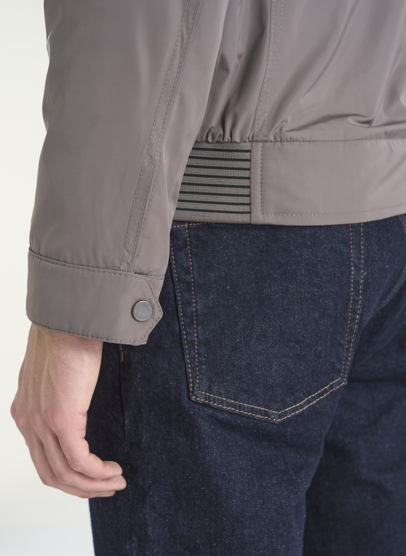 Jasnobrązowa krótka kurtka męska