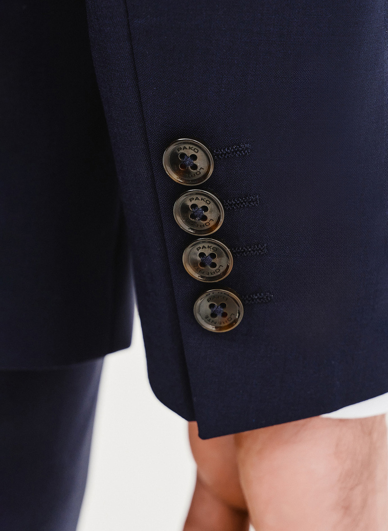 Wełniany granatowy garnitur męski