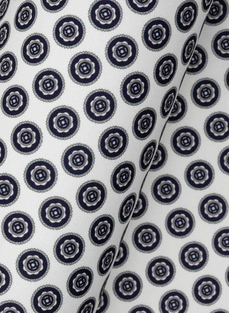 Biała poszetka męska w geometryczny wzór