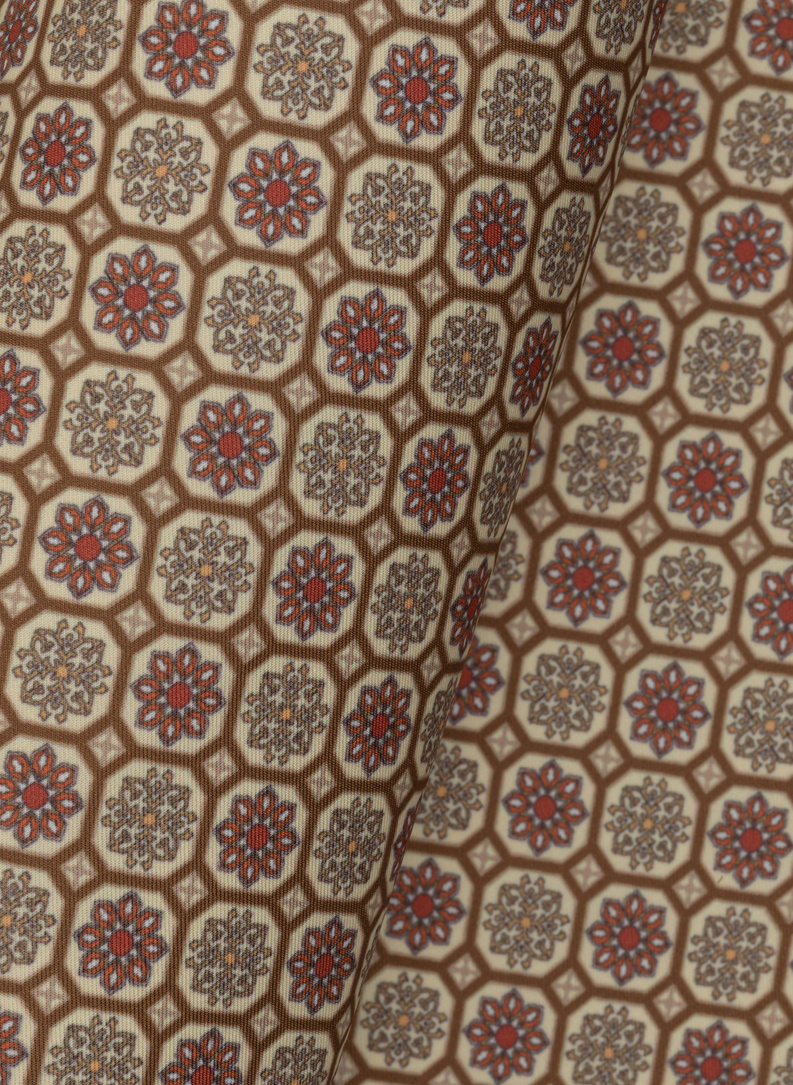 Brązowa poszetka w stylu retro 