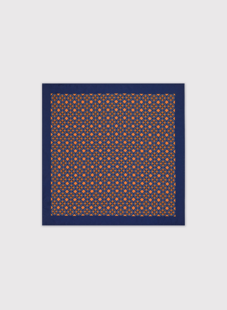 Poszetka w granatowo-pomarańczowy wzór 