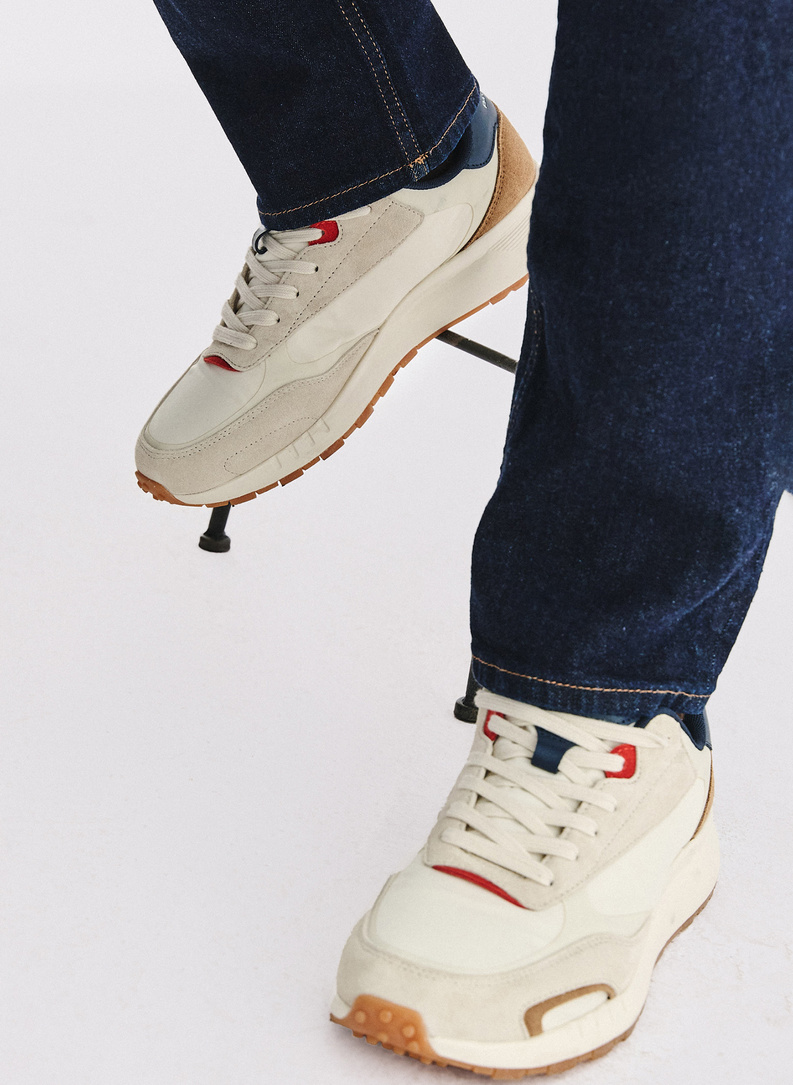 Beżowe sneakersy męskie