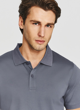 Niebieski t-shirt polo z bawełny