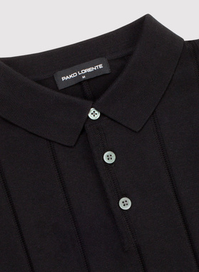 Czarne polo swetrowe w prążek