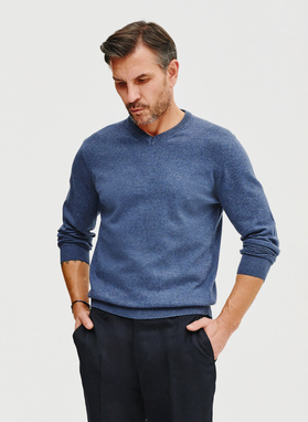 Niebieski męski sweter w serek