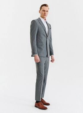 Gładki szary garnitur męski