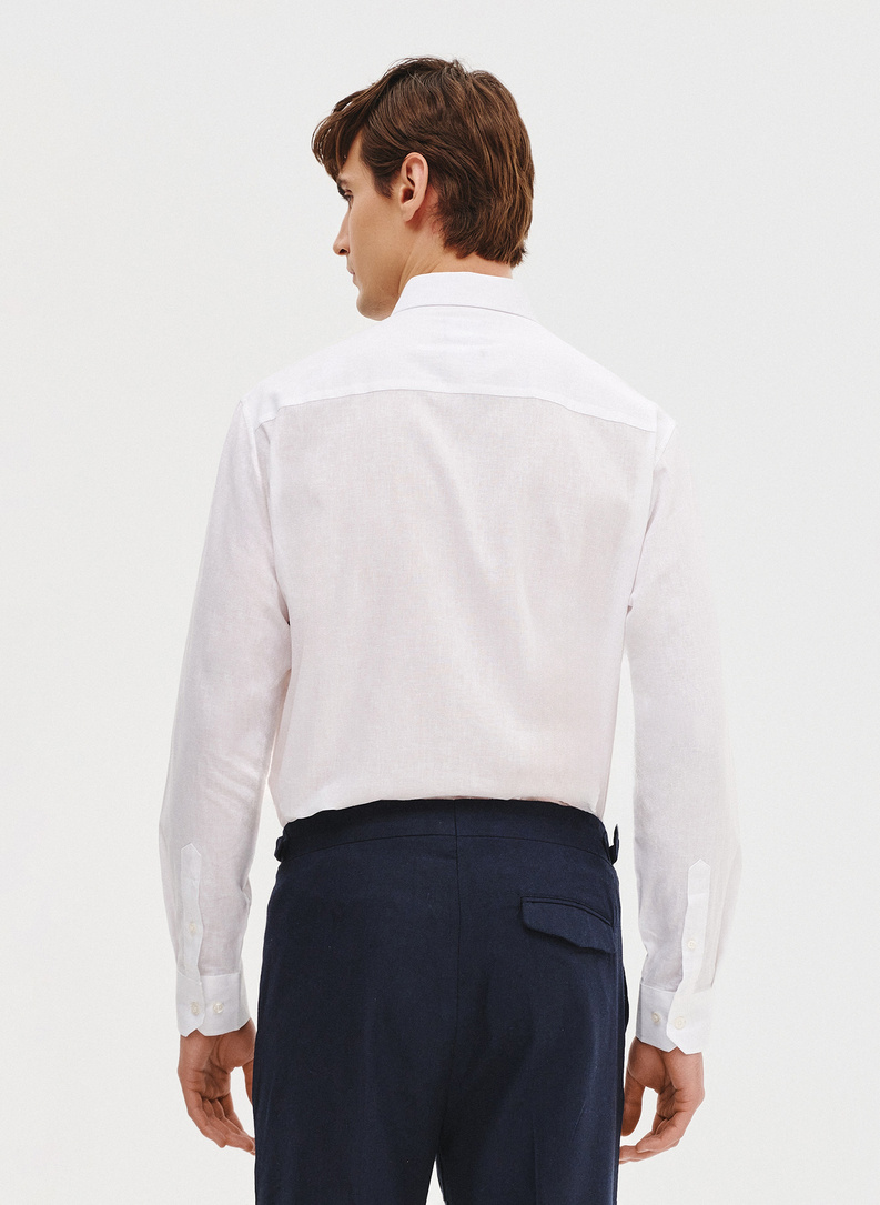 Biała koszula z lnu i bawełny