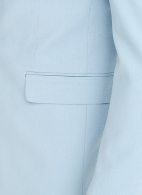 Ślubny błękitny garnitur męski