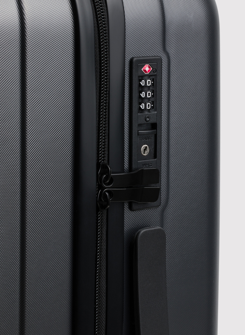 Komplet szarych walizek