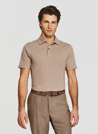 Beżowy t-shirt polo