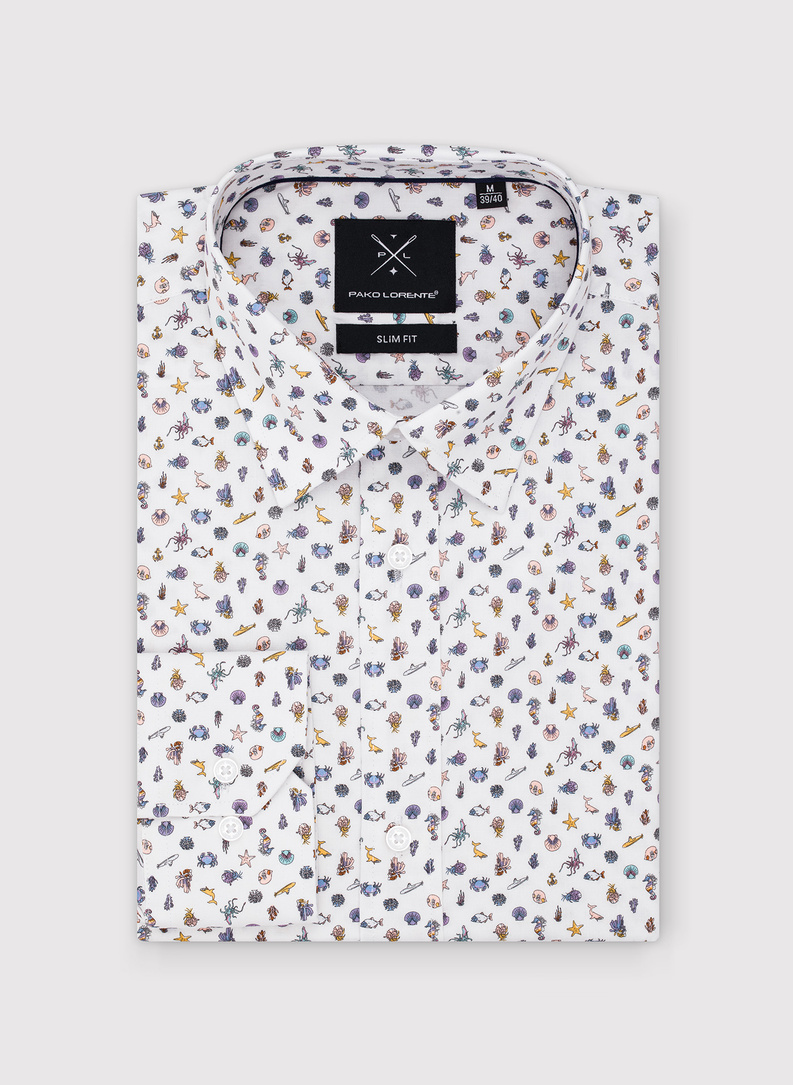 Biała koszula męska we wzór morski