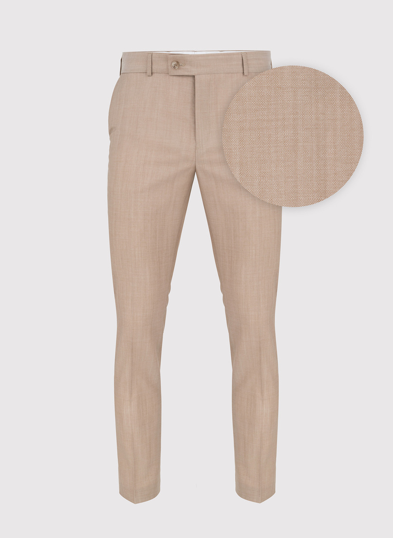 Beżowy wełniany garnitur męski 