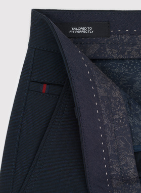 Granatowe spodnie męskie chino