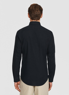 Czarna koszula z lnem