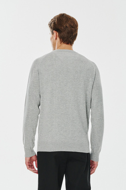 Jasnoszary sweter męski