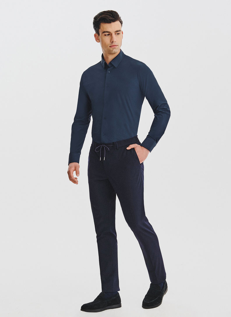 Granatowa dzianinowa koszula męska