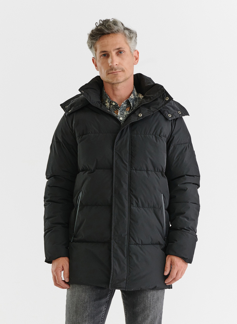 Czarna zimowa kurtka męska