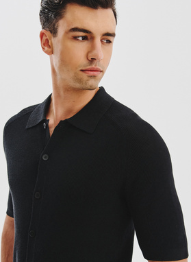 Czarne swetrowe polo z lnem