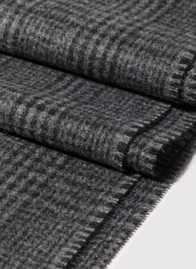 Szary szalik męski w kratę