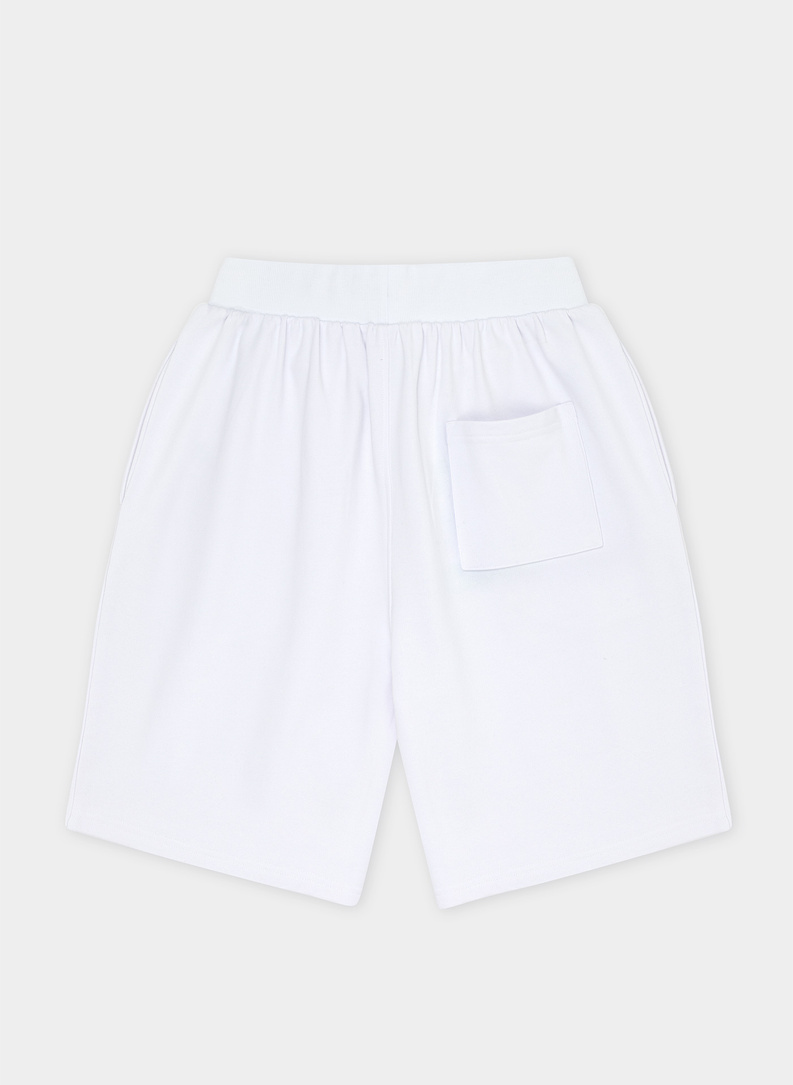 Białe szorty oversize C22SF-WS-001-B-0