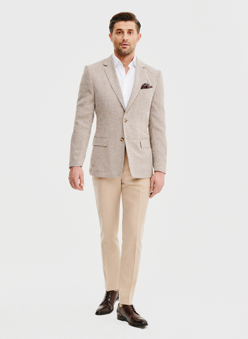 Brązowa marynarka w pepitkę