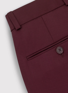 Dwuczęściowy gładki garnitur męski w kolorze burgundowym