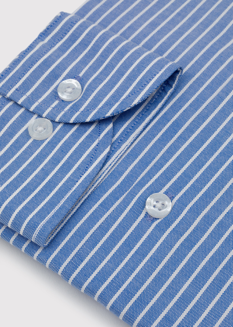 Niebieska koszula męska w paski