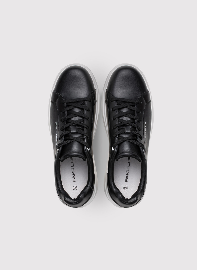 Sneakersy męskie w czarnym kolorze