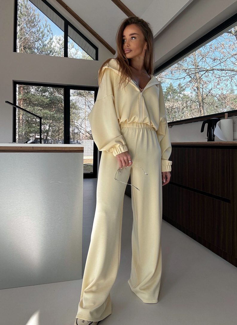 Żółty dwuczęściowy komplet dresowy