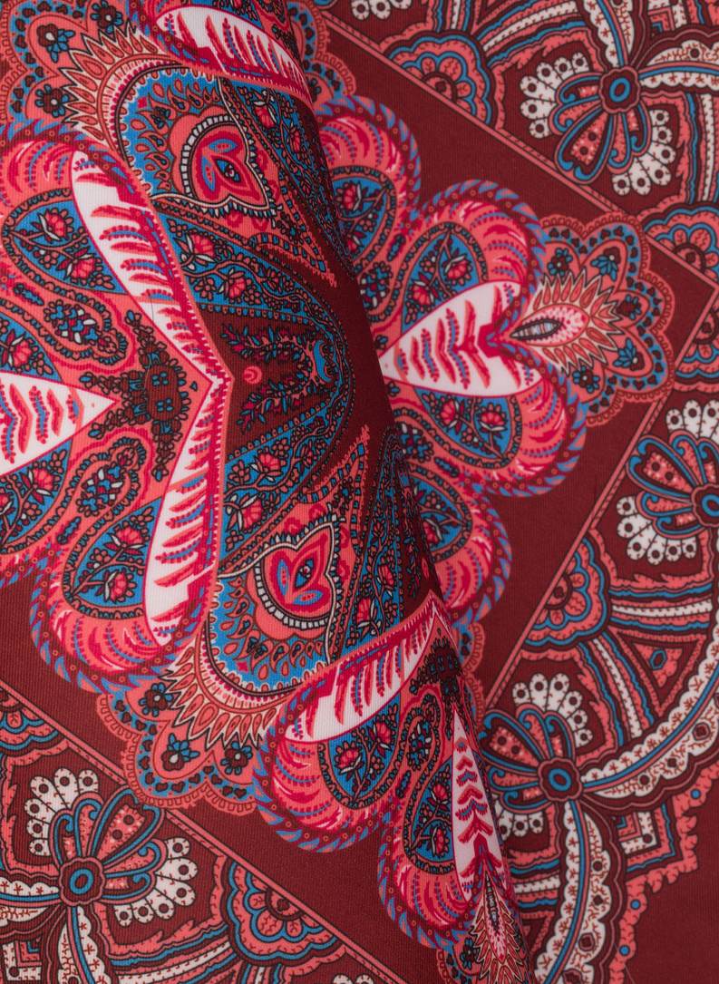 Bordowa poszetka we wzór paisley