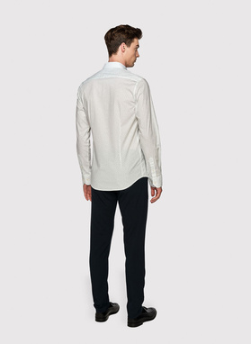 Biała koszula męska w zielony mikrowzór