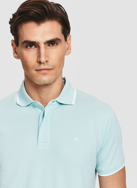 Turkusowy t-shirt polo z bawełną