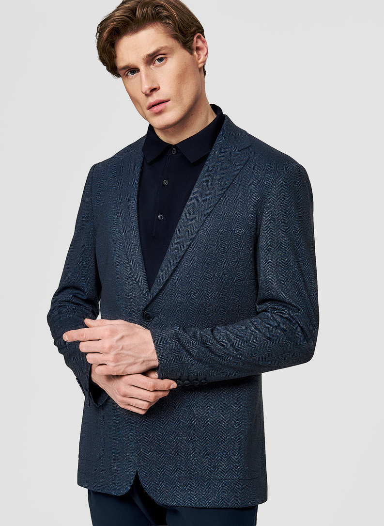 Granatowa marynarka w jodełkę