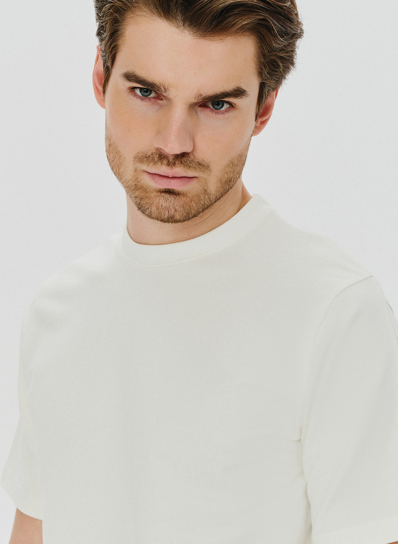 Męski t-shirt w kolorze ecru