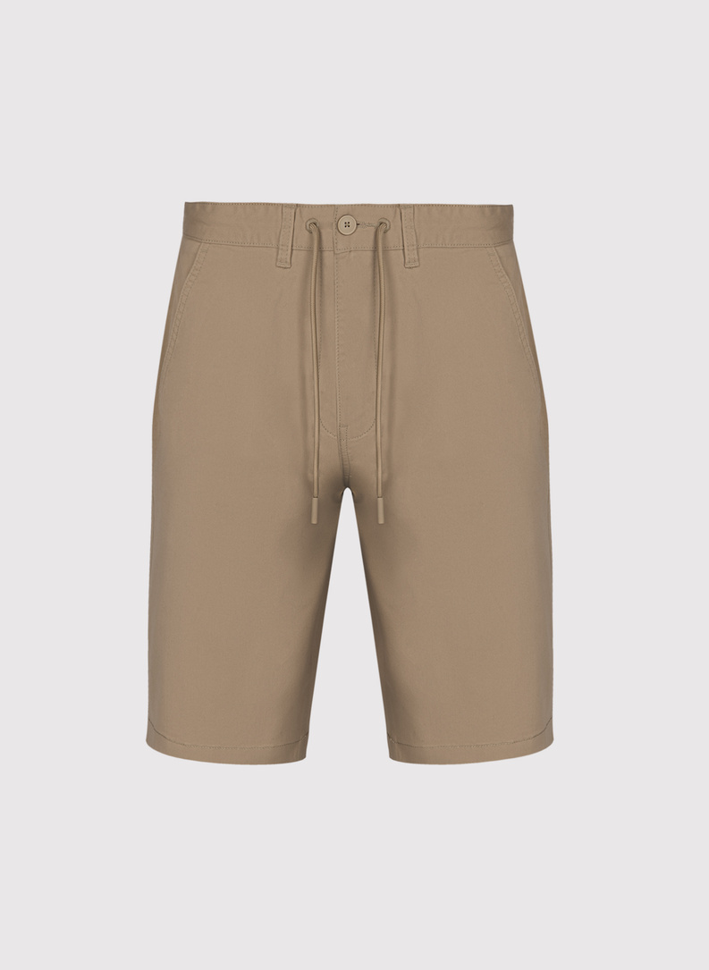 Kamelowe szorty męskie