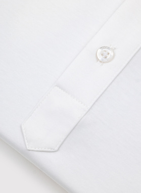 Biała koszula typu popover