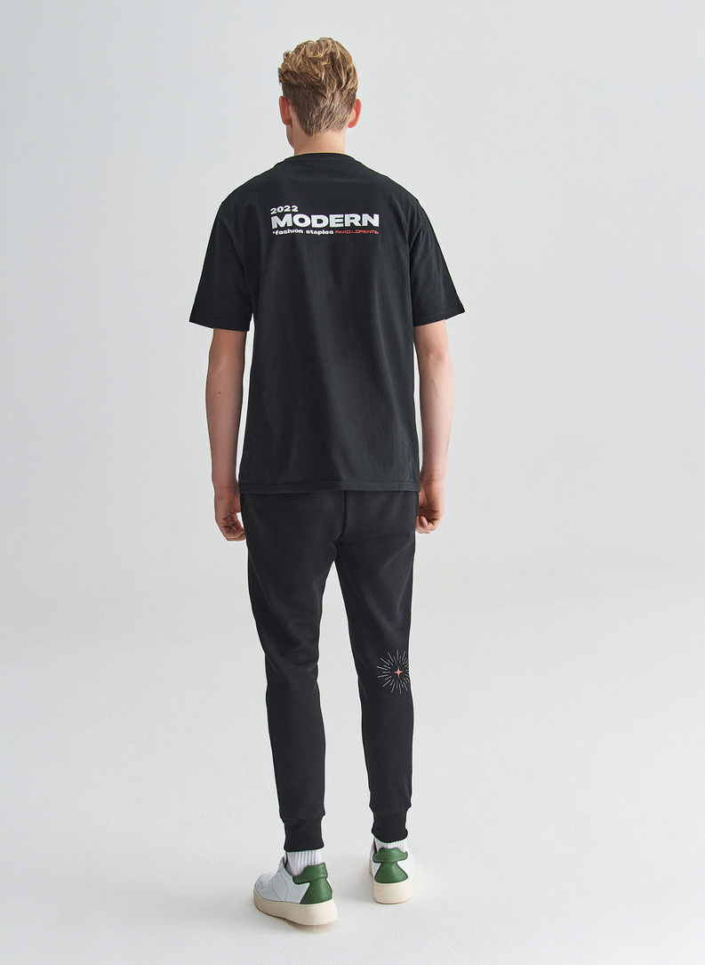 Czarne spodnie dresowe M22SF-WD-002-C-0