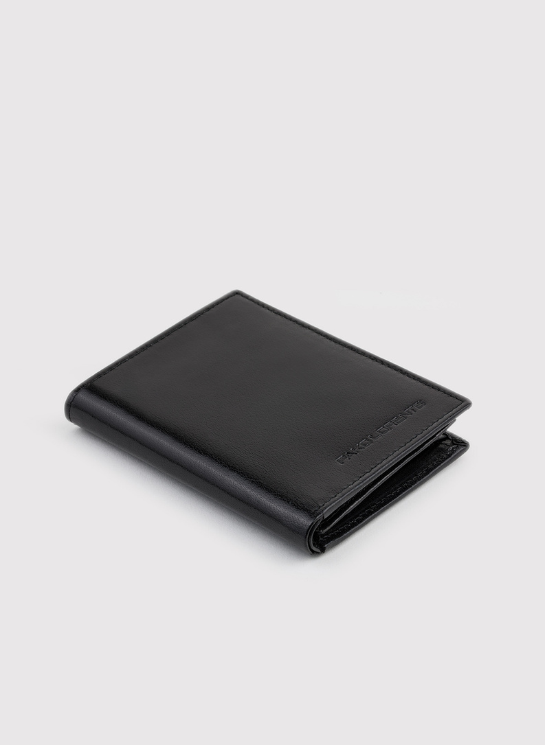 Klasyczny skórzany portfel męski 