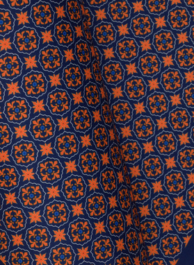 Poszetka w granatowo-pomarańczowy wzór 