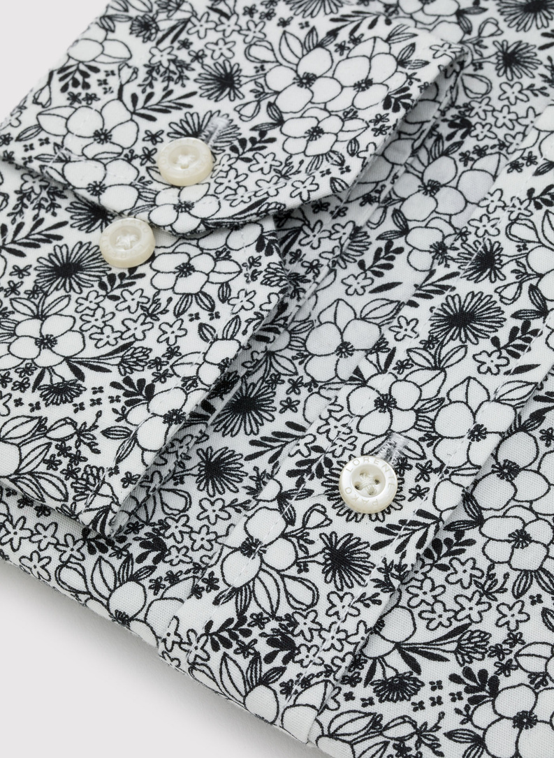 Biała koszula męska w kwiatowy deseń