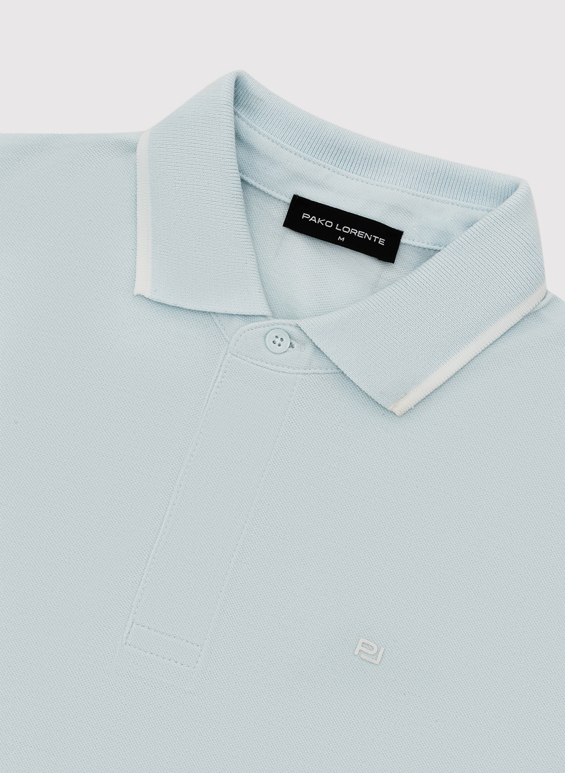 Błękitny t-shirt polo z bawełną