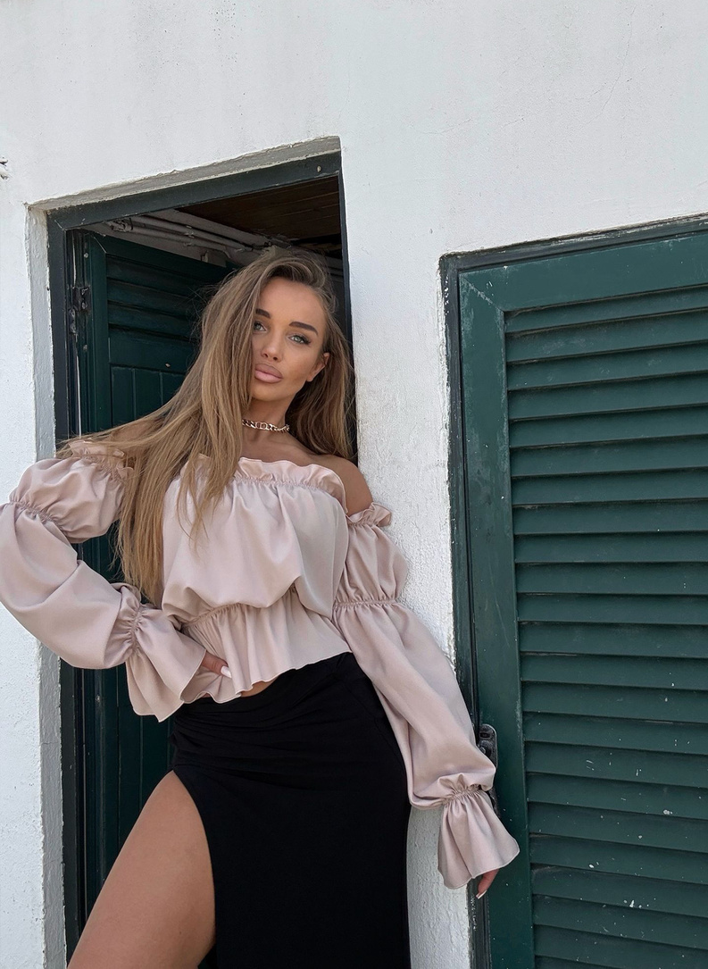 Bluzka hiszpanka MARBELA w kolorze beżowym