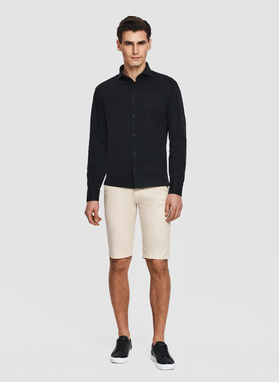 Czarna dzianinowa koszula męska