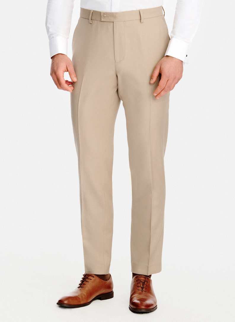 Ślubny wełniany garnitur męski