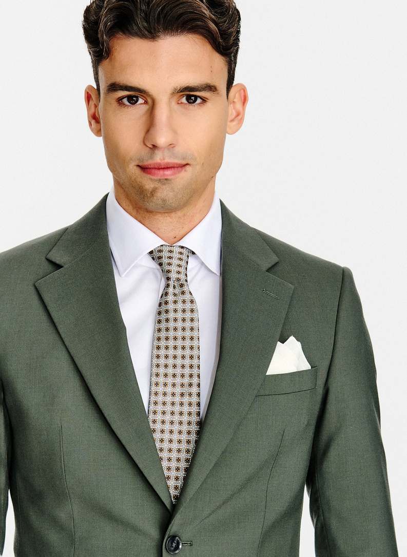 Zielony wełniany garnitur męski